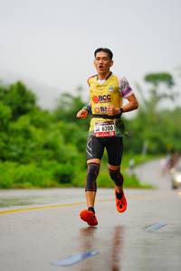 BIB: 6200
                            <button type="button" onclick="openModal(5771068)" class="btn btn-primary btn-sm float-right btn-popup" data-toggle="modal" data-target=".modal-high-quality">
                        <i class="fas fa-shopping-cart"></i> Add to Cart
                    </button>
                                            <button type="button" onclick="isThisMe(5771068, true)" class="btn btn-success btn-sm float-right btn-popup btn-isme hidden" data-toggle="tooltip" data-placement="bottom" title="นี่คือรูปของคุณใช่ไหม คลิกที่นี่เพื่อเอาเข้าอัลบั้ม">
                        <i class="fas fa-plus"></i> Add to album
                    </button>
                    <button type="button" onclick="isThisMe(5771068, false)" class="btn btn-warning btn-sm float-right btn-popup btn-isnotme hidden">
                        <i class="fas fa-ban"></i> Remove from album
                    </button>