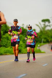 BIB: 1640, 3392
                            <button type="button" onclick="openModal(5607233)" class="btn btn-primary btn-sm float-right btn-popup" data-toggle="modal" data-target=".modal-high-quality">
                        <i class="fas fa-shopping-cart"></i> Add to Cart
                    </button>
                                            <button type="button" onclick="isThisMe(5607233, true)" class="btn btn-success btn-sm float-right btn-popup btn-isme hidden" data-toggle="tooltip" data-placement="bottom" title="นี่คือรูปของคุณใช่ไหม คลิกที่นี่เพื่อเอาเข้าอัลบั้ม">
                        <i class="fas fa-plus"></i> Add to album
                    </button>
                    <button type="button" onclick="isThisMe(5607233, false)" class="btn btn-warning btn-sm float-right btn-popup btn-isnotme hidden">
                        <i class="fas fa-ban"></i> Remove from album
                    </button>