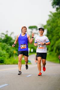 BIB: 1542, 1195
                            <button type="button" onclick="openModal(5710713)" class="btn btn-primary btn-sm float-right btn-popup" data-toggle="modal" data-target=".modal-high-quality">
                        <i class="fas fa-shopping-cart"></i> Add to Cart
                    </button>
                                            <button type="button" onclick="isThisMe(5710713, true)" class="btn btn-success btn-sm float-right btn-popup btn-isme hidden" data-toggle="tooltip" data-placement="bottom" title="นี่คือรูปของคุณใช่ไหม คลิกที่นี่เพื่อเอาเข้าอัลบั้ม">
                        <i class="fas fa-plus"></i> Add to album
                    </button>
                    <button type="button" onclick="isThisMe(5710713, false)" class="btn btn-warning btn-sm float-right btn-popup btn-isnotme hidden">
                        <i class="fas fa-ban"></i> Remove from album
                    </button>