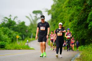 BIB: 1312, 3181
                            <button type="button" onclick="openModal(5762951)" class="btn btn-primary btn-sm float-right btn-popup" data-toggle="modal" data-target=".modal-high-quality">
                        <i class="fas fa-shopping-cart"></i> Add to Cart
                    </button>
                                            <button type="button" onclick="isThisMe(5762951, true)" class="btn btn-success btn-sm float-right btn-popup btn-isme hidden" data-toggle="tooltip" data-placement="bottom" title="นี่คือรูปของคุณใช่ไหม คลิกที่นี่เพื่อเอาเข้าอัลบั้ม">
                        <i class="fas fa-plus"></i> Add to album
                    </button>
                    <button type="button" onclick="isThisMe(5762951, false)" class="btn btn-warning btn-sm float-right btn-popup btn-isnotme hidden">
                        <i class="fas fa-ban"></i> Remove from album
                    </button>