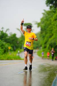 BIB: 5510, 
                            <button type="button" onclick="openModal(5766975)" class="btn btn-primary btn-sm float-right btn-popup" data-toggle="modal" data-target=".modal-high-quality">
                        <i class="fas fa-shopping-cart"></i> Add to Cart
                    </button>
                                            <button type="button" onclick="isThisMe(5766975, true)" class="btn btn-success btn-sm float-right btn-popup btn-isme hidden" data-toggle="tooltip" data-placement="bottom" title="นี่คือรูปของคุณใช่ไหม คลิกที่นี่เพื่อเอาเข้าอัลบั้ม">
                        <i class="fas fa-plus"></i> Add to album
                    </button>
                    <button type="button" onclick="isThisMe(5766975, false)" class="btn btn-warning btn-sm float-right btn-popup btn-isnotme hidden">
                        <i class="fas fa-ban"></i> Remove from album
                    </button>