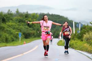 BIB: 245, 3443
                            <button type="button" onclick="openModal(5685533)" class="btn btn-primary btn-sm float-right btn-popup" data-toggle="modal" data-target=".modal-high-quality">
                        <i class="fas fa-shopping-cart"></i> Add to Cart
                    </button>
                                            <button type="button" onclick="isThisMe(5685533, true)" class="btn btn-success btn-sm float-right btn-popup btn-isme hidden" data-toggle="tooltip" data-placement="bottom" title="นี่คือรูปของคุณใช่ไหม คลิกที่นี่เพื่อเอาเข้าอัลบั้ม">
                        <i class="fas fa-plus"></i> Add to album
                    </button>
                    <button type="button" onclick="isThisMe(5685533, false)" class="btn btn-warning btn-sm float-right btn-popup btn-isnotme hidden">
                        <i class="fas fa-ban"></i> Remove from album
                    </button>