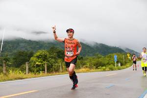 BIB: 1148
                            <button type="button" onclick="openModal(5686203)" class="btn btn-primary btn-sm float-right btn-popup" data-toggle="modal" data-target=".modal-high-quality">
                        <i class="fas fa-shopping-cart"></i> Add to Cart
                    </button>
                                            <button type="button" onclick="isThisMe(5686203, true)" class="btn btn-success btn-sm float-right btn-popup btn-isme hidden" data-toggle="tooltip" data-placement="bottom" title="นี่คือรูปของคุณใช่ไหม คลิกที่นี่เพื่อเอาเข้าอัลบั้ม">
                        <i class="fas fa-plus"></i> Add to album
                    </button>
                    <button type="button" onclick="isThisMe(5686203, false)" class="btn btn-warning btn-sm float-right btn-popup btn-isnotme hidden">
                        <i class="fas fa-ban"></i> Remove from album
                    </button>