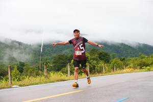 BIB: 1317
                            <button type="button" onclick="openModal(5686097)" class="btn btn-primary btn-sm float-right btn-popup" data-toggle="modal" data-target=".modal-high-quality">
                        <i class="fas fa-shopping-cart"></i> Add to Cart
                    </button>
                                            <button type="button" onclick="isThisMe(5686097, true)" class="btn btn-success btn-sm float-right btn-popup btn-isme hidden" data-toggle="tooltip" data-placement="bottom" title="นี่คือรูปของคุณใช่ไหม คลิกที่นี่เพื่อเอาเข้าอัลบั้ม">
                        <i class="fas fa-plus"></i> Add to album
                    </button>
                    <button type="button" onclick="isThisMe(5686097, false)" class="btn btn-warning btn-sm float-right btn-popup btn-isnotme hidden">
                        <i class="fas fa-ban"></i> Remove from album
                    </button>