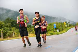 BIB: 3275, 333
                            <button type="button" onclick="openModal(5675635)" class="btn btn-primary btn-sm float-right btn-popup" data-toggle="modal" data-target=".modal-high-quality">
                        <i class="fas fa-shopping-cart"></i> Add to Cart
                    </button>
                                            <button type="button" onclick="isThisMe(5675635, true)" class="btn btn-success btn-sm float-right btn-popup btn-isme hidden" data-toggle="tooltip" data-placement="bottom" title="นี่คือรูปของคุณใช่ไหม คลิกที่นี่เพื่อเอาเข้าอัลบั้ม">
                        <i class="fas fa-plus"></i> Add to album
                    </button>
                    <button type="button" onclick="isThisMe(5675635, false)" class="btn btn-warning btn-sm float-right btn-popup btn-isnotme hidden">
                        <i class="fas fa-ban"></i> Remove from album
                    </button>