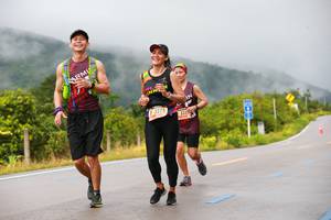 BIB: 3275, 3335
                            <button type="button" onclick="openModal(5675648)" class="btn btn-primary btn-sm float-right btn-popup" data-toggle="modal" data-target=".modal-high-quality">
                        <i class="fas fa-shopping-cart"></i> Add to Cart
                    </button>
                                            <button type="button" onclick="isThisMe(5675648, true)" class="btn btn-success btn-sm float-right btn-popup btn-isme hidden" data-toggle="tooltip" data-placement="bottom" title="นี่คือรูปของคุณใช่ไหม คลิกที่นี่เพื่อเอาเข้าอัลบั้ม">
                        <i class="fas fa-plus"></i> Add to album
                    </button>
                    <button type="button" onclick="isThisMe(5675648, false)" class="btn btn-warning btn-sm float-right btn-popup btn-isnotme hidden">
                        <i class="fas fa-ban"></i> Remove from album
                    </button>