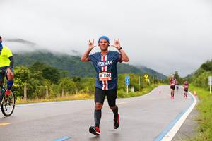 BIB: 1138
                            <button type="button" onclick="openModal(5660693)" class="btn btn-primary btn-sm float-right btn-popup" data-toggle="modal" data-target=".modal-high-quality">
                        <i class="fas fa-shopping-cart"></i> Add to Cart
                    </button>
                                            <button type="button" onclick="isThisMe(5660693, true)" class="btn btn-success btn-sm float-right btn-popup btn-isme hidden" data-toggle="tooltip" data-placement="bottom" title="นี่คือรูปของคุณใช่ไหม คลิกที่นี่เพื่อเอาเข้าอัลบั้ม">
                        <i class="fas fa-plus"></i> Add to album
                    </button>
                    <button type="button" onclick="isThisMe(5660693, false)" class="btn btn-warning btn-sm float-right btn-popup btn-isnotme hidden">
                        <i class="fas fa-ban"></i> Remove from album
                    </button>