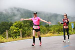 BIB: 1529, 3337
                            <button type="button" onclick="openModal(5676151)" class="btn btn-primary btn-sm float-right btn-popup" data-toggle="modal" data-target=".modal-high-quality">
                        <i class="fas fa-shopping-cart"></i> Add to Cart
                    </button>
                                            <button type="button" onclick="isThisMe(5676151, true)" class="btn btn-success btn-sm float-right btn-popup btn-isme hidden" data-toggle="tooltip" data-placement="bottom" title="นี่คือรูปของคุณใช่ไหม คลิกที่นี่เพื่อเอาเข้าอัลบั้ม">
                        <i class="fas fa-plus"></i> Add to album
                    </button>
                    <button type="button" onclick="isThisMe(5676151, false)" class="btn btn-warning btn-sm float-right btn-popup btn-isnotme hidden">
                        <i class="fas fa-ban"></i> Remove from album
                    </button>