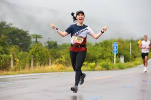 BIB: 3082
                            <button type="button" onclick="openModal(5652969)" class="btn btn-primary btn-sm float-right btn-popup" data-toggle="modal" data-target=".modal-high-quality">
                        <i class="fas fa-shopping-cart"></i> Add to Cart
                    </button>
                                            <button type="button" onclick="isThisMe(5652969, true)" class="btn btn-success btn-sm float-right btn-popup btn-isme hidden" data-toggle="tooltip" data-placement="bottom" title="นี่คือรูปของคุณใช่ไหม คลิกที่นี่เพื่อเอาเข้าอัลบั้ม">
                        <i class="fas fa-plus"></i> Add to album
                    </button>
                    <button type="button" onclick="isThisMe(5652969, false)" class="btn btn-warning btn-sm float-right btn-popup btn-isnotme hidden">
                        <i class="fas fa-ban"></i> Remove from album
                    </button>