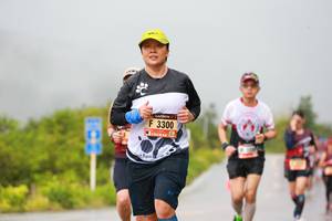 BIB: 3300
                            <button type="button" onclick="openModal(5619648)" class="btn btn-primary btn-sm float-right btn-popup" data-toggle="modal" data-target=".modal-high-quality">
                        <i class="fas fa-shopping-cart"></i> Add to Cart
                    </button>
                                            <button type="button" onclick="isThisMe(5619648, true)" class="btn btn-success btn-sm float-right btn-popup btn-isme hidden" data-toggle="tooltip" data-placement="bottom" title="นี่คือรูปของคุณใช่ไหม คลิกที่นี่เพื่อเอาเข้าอัลบั้ม">
                        <i class="fas fa-plus"></i> Add to album
                    </button>
                    <button type="button" onclick="isThisMe(5619648, false)" class="btn btn-warning btn-sm float-right btn-popup btn-isnotme hidden">
                        <i class="fas fa-ban"></i> Remove from album
                    </button>