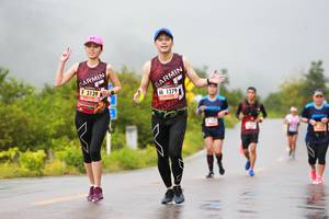 BIB: 3139, 1279
                            <button type="button" onclick="openModal(5632158)" class="btn btn-primary btn-sm float-right btn-popup" data-toggle="modal" data-target=".modal-high-quality">
                        <i class="fas fa-shopping-cart"></i> Add to Cart
                    </button>
                                            <button type="button" onclick="isThisMe(5632158, true)" class="btn btn-success btn-sm float-right btn-popup btn-isme hidden" data-toggle="tooltip" data-placement="bottom" title="นี่คือรูปของคุณใช่ไหม คลิกที่นี่เพื่อเอาเข้าอัลบั้ม">
                        <i class="fas fa-plus"></i> Add to album
                    </button>
                    <button type="button" onclick="isThisMe(5632158, false)" class="btn btn-warning btn-sm float-right btn-popup btn-isnotme hidden">
                        <i class="fas fa-ban"></i> Remove from album
                    </button>