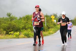 BIB: 3257, 3181
                            <button type="button" onclick="openModal(5632736)" class="btn btn-primary btn-sm float-right btn-popup" data-toggle="modal" data-target=".modal-high-quality">
                        <i class="fas fa-shopping-cart"></i> Add to Cart
                    </button>
                                            <button type="button" onclick="isThisMe(5632736, true)" class="btn btn-success btn-sm float-right btn-popup btn-isme hidden" data-toggle="tooltip" data-placement="bottom" title="นี่คือรูปของคุณใช่ไหม คลิกที่นี่เพื่อเอาเข้าอัลบั้ม">
                        <i class="fas fa-plus"></i> Add to album
                    </button>
                    <button type="button" onclick="isThisMe(5632736, false)" class="btn btn-warning btn-sm float-right btn-popup btn-isnotme hidden">
                        <i class="fas fa-ban"></i> Remove from album
                    </button>