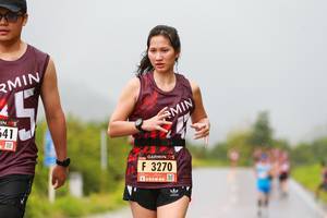 BIB: 3270
                            <button type="button" onclick="openModal(5628163)" class="btn btn-primary btn-sm float-right btn-popup" data-toggle="modal" data-target=".modal-high-quality">
                        <i class="fas fa-shopping-cart"></i> Add to Cart
                    </button>
                                            <button type="button" onclick="isThisMe(5628163, true)" class="btn btn-success btn-sm float-right btn-popup btn-isme hidden" data-toggle="tooltip" data-placement="bottom" title="นี่คือรูปของคุณใช่ไหม คลิกที่นี่เพื่อเอาเข้าอัลบั้ม">
                        <i class="fas fa-plus"></i> Add to album
                    </button>
                    <button type="button" onclick="isThisMe(5628163, false)" class="btn btn-warning btn-sm float-right btn-popup btn-isnotme hidden">
                        <i class="fas fa-ban"></i> Remove from album
                    </button>