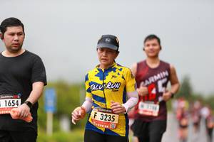 BIB: 1654, 3235
                            <button type="button" onclick="openModal(5609398)" class="btn btn-primary btn-sm float-right btn-popup" data-toggle="modal" data-target=".modal-high-quality">
                        <i class="fas fa-shopping-cart"></i> Add to Cart
                    </button>
                                            <button type="button" onclick="isThisMe(5609398, true)" class="btn btn-success btn-sm float-right btn-popup btn-isme hidden" data-toggle="tooltip" data-placement="bottom" title="นี่คือรูปของคุณใช่ไหม คลิกที่นี่เพื่อเอาเข้าอัลบั้ม">
                        <i class="fas fa-plus"></i> Add to album
                    </button>
                    <button type="button" onclick="isThisMe(5609398, false)" class="btn btn-warning btn-sm float-right btn-popup btn-isnotme hidden">
                        <i class="fas fa-ban"></i> Remove from album
                    </button>