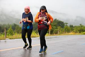 BIB: 939, 258
                            <button type="button" onclick="openModal(5609927)" class="btn btn-primary btn-sm float-right btn-popup" data-toggle="modal" data-target=".modal-high-quality">
                        <i class="fas fa-shopping-cart"></i> Add to Cart
                    </button>
                                            <button type="button" onclick="isThisMe(5609927, true)" class="btn btn-success btn-sm float-right btn-popup btn-isme hidden" data-toggle="tooltip" data-placement="bottom" title="นี่คือรูปของคุณใช่ไหม คลิกที่นี่เพื่อเอาเข้าอัลบั้ม">
                        <i class="fas fa-plus"></i> Add to album
                    </button>
                    <button type="button" onclick="isThisMe(5609927, false)" class="btn btn-warning btn-sm float-right btn-popup btn-isnotme hidden">
                        <i class="fas fa-ban"></i> Remove from album
                    </button>