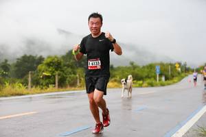 BIB: 6133
                            <button type="button" onclick="openModal(5612690)" class="btn btn-primary btn-sm float-right btn-popup" data-toggle="modal" data-target=".modal-high-quality">
                        <i class="fas fa-shopping-cart"></i> Add to Cart
                    </button>
                                            <button type="button" onclick="isThisMe(5612690, true)" class="btn btn-success btn-sm float-right btn-popup btn-isme hidden" data-toggle="tooltip" data-placement="bottom" title="นี่คือรูปของคุณใช่ไหม คลิกที่นี่เพื่อเอาเข้าอัลบั้ม">
                        <i class="fas fa-plus"></i> Add to album
                    </button>
                    <button type="button" onclick="isThisMe(5612690, false)" class="btn btn-warning btn-sm float-right btn-popup btn-isnotme hidden">
                        <i class="fas fa-ban"></i> Remove from album
                    </button>