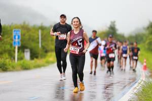 BIB: 7041
                            <button type="button" onclick="openModal(5596375)" class="btn btn-primary btn-sm float-right btn-popup" data-toggle="modal" data-target=".modal-high-quality">
                        <i class="fas fa-shopping-cart"></i> Add to Cart
                    </button>
                                            <button type="button" onclick="isThisMe(5596375, true)" class="btn btn-success btn-sm float-right btn-popup btn-isme hidden" data-toggle="tooltip" data-placement="bottom" title="นี่คือรูปของคุณใช่ไหม คลิกที่นี่เพื่อเอาเข้าอัลบั้ม">
                        <i class="fas fa-plus"></i> Add to album
                    </button>
                    <button type="button" onclick="isThisMe(5596375, false)" class="btn btn-warning btn-sm float-right btn-popup btn-isnotme hidden">
                        <i class="fas fa-ban"></i> Remove from album
                    </button>