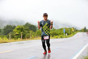 BIB: 5933, 42195
                            <button type="button" onclick="openModal(5600082)" class="btn btn-primary btn-sm float-right btn-popup" data-toggle="modal" data-target=".modal-high-quality">
                        <i class="fas fa-shopping-cart"></i> Add to Cart
                    </button>
                                            <button type="button" onclick="isThisMe(5600082, true)" class="btn btn-success btn-sm float-right btn-popup btn-isme hidden" data-toggle="tooltip" data-placement="bottom" title="นี่คือรูปของคุณใช่ไหม คลิกที่นี่เพื่อเอาเข้าอัลบั้ม">
                        <i class="fas fa-plus"></i> Add to album
                    </button>
                    <button type="button" onclick="isThisMe(5600082, false)" class="btn btn-warning btn-sm float-right btn-popup btn-isnotme hidden">
                        <i class="fas fa-ban"></i> Remove from album
                    </button>