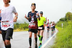 BIB: 5053, 5060, 280, 
                            <button type="button" onclick="openModal(5599571)" class="btn btn-primary btn-sm float-right btn-popup" data-toggle="modal" data-target=".modal-high-quality">
                        <i class="fas fa-shopping-cart"></i> Add to Cart
                    </button>
                                            <button type="button" onclick="isThisMe(5599571, true)" class="btn btn-success btn-sm float-right btn-popup btn-isme hidden" data-toggle="tooltip" data-placement="bottom" title="นี่คือรูปของคุณใช่ไหม คลิกที่นี่เพื่อเอาเข้าอัลบั้ม">
                        <i class="fas fa-plus"></i> Add to album
                    </button>
                    <button type="button" onclick="isThisMe(5599571, false)" class="btn btn-warning btn-sm float-right btn-popup btn-isnotme hidden">
                        <i class="fas fa-ban"></i> Remove from album
                    </button>