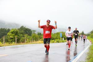 BIB: 525
                            <button type="button" onclick="openModal(5599173)" class="btn btn-primary btn-sm float-right btn-popup" data-toggle="modal" data-target=".modal-high-quality">
                        <i class="fas fa-shopping-cart"></i> Add to Cart
                    </button>
                                            <button type="button" onclick="isThisMe(5599173, true)" class="btn btn-success btn-sm float-right btn-popup btn-isme hidden" data-toggle="tooltip" data-placement="bottom" title="นี่คือรูปของคุณใช่ไหม คลิกที่นี่เพื่อเอาเข้าอัลบั้ม">
                        <i class="fas fa-plus"></i> Add to album
                    </button>
                    <button type="button" onclick="isThisMe(5599173, false)" class="btn btn-warning btn-sm float-right btn-popup btn-isnotme hidden">
                        <i class="fas fa-ban"></i> Remove from album
                    </button>