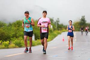 BIB: 6060, 5603
                            <button type="button" onclick="openModal(5588790)" class="btn btn-primary btn-sm float-right btn-popup" data-toggle="modal" data-target=".modal-high-quality">
                        <i class="fas fa-shopping-cart"></i> Add to Cart
                    </button>
                                            <button type="button" onclick="isThisMe(5588790, true)" class="btn btn-success btn-sm float-right btn-popup btn-isme hidden" data-toggle="tooltip" data-placement="bottom" title="นี่คือรูปของคุณใช่ไหม คลิกที่นี่เพื่อเอาเข้าอัลบั้ม">
                        <i class="fas fa-plus"></i> Add to album
                    </button>
                    <button type="button" onclick="isThisMe(5588790, false)" class="btn btn-warning btn-sm float-right btn-popup btn-isnotme hidden">
                        <i class="fas fa-ban"></i> Remove from album
                    </button>