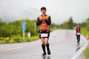 BIB: 5120
                            <button type="button" onclick="openModal(5588720)" class="btn btn-primary btn-sm float-right btn-popup" data-toggle="modal" data-target=".modal-high-quality">
                        <i class="fas fa-shopping-cart"></i> Add to Cart
                    </button>
                                            <button type="button" onclick="isThisMe(5588720, true)" class="btn btn-success btn-sm float-right btn-popup btn-isme hidden" data-toggle="tooltip" data-placement="bottom" title="นี่คือรูปของคุณใช่ไหม คลิกที่นี่เพื่อเอาเข้าอัลบั้ม">
                        <i class="fas fa-plus"></i> Add to album
                    </button>
                    <button type="button" onclick="isThisMe(5588720, false)" class="btn btn-warning btn-sm float-right btn-popup btn-isnotme hidden">
                        <i class="fas fa-ban"></i> Remove from album
                    </button>