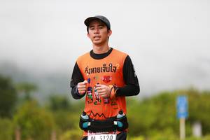 BIB: 5120
                            <button type="button" onclick="openModal(5588729)" class="btn btn-primary btn-sm float-right btn-popup" data-toggle="modal" data-target=".modal-high-quality">
                        <i class="fas fa-shopping-cart"></i> Add to Cart
                    </button>
                                            <button type="button" onclick="isThisMe(5588729, true)" class="btn btn-success btn-sm float-right btn-popup btn-isme hidden" data-toggle="tooltip" data-placement="bottom" title="นี่คือรูปของคุณใช่ไหม คลิกที่นี่เพื่อเอาเข้าอัลบั้ม">
                        <i class="fas fa-plus"></i> Add to album
                    </button>
                    <button type="button" onclick="isThisMe(5588729, false)" class="btn btn-warning btn-sm float-right btn-popup btn-isnotme hidden">
                        <i class="fas fa-ban"></i> Remove from album
                    </button>