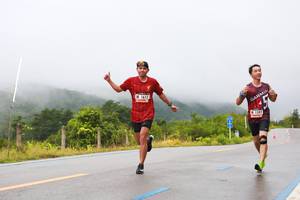 BIB: 1612, 1597
                            <button type="button" onclick="openModal(5698737)" class="btn btn-primary btn-sm float-right btn-popup" data-toggle="modal" data-target=".modal-high-quality">
                        <i class="fas fa-shopping-cart"></i> Add to Cart
                    </button>
                                            <button type="button" onclick="isThisMe(5698737, true)" class="btn btn-success btn-sm float-right btn-popup btn-isme hidden" data-toggle="tooltip" data-placement="bottom" title="นี่คือรูปของคุณใช่ไหม คลิกที่นี่เพื่อเอาเข้าอัลบั้ม">
                        <i class="fas fa-plus"></i> Add to album
                    </button>
                    <button type="button" onclick="isThisMe(5698737, false)" class="btn btn-warning btn-sm float-right btn-popup btn-isnotme hidden">
                        <i class="fas fa-ban"></i> Remove from album
                    </button>