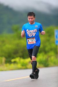 BIB: 1371
                            <button type="button" onclick="openModal(5659335)" class="btn btn-primary btn-sm float-right btn-popup" data-toggle="modal" data-target=".modal-high-quality">
                        <i class="fas fa-shopping-cart"></i> Add to Cart
                    </button>
                                            <button type="button" onclick="isThisMe(5659335, true)" class="btn btn-success btn-sm float-right btn-popup btn-isme hidden" data-toggle="tooltip" data-placement="bottom" title="นี่คือรูปของคุณใช่ไหม คลิกที่นี่เพื่อเอาเข้าอัลบั้ม">
                        <i class="fas fa-plus"></i> Add to album
                    </button>
                    <button type="button" onclick="isThisMe(5659335, false)" class="btn btn-warning btn-sm float-right btn-popup btn-isnotme hidden">
                        <i class="fas fa-ban"></i> Remove from album
                    </button>