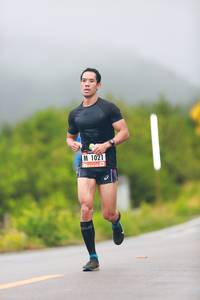 BIB: 1021
                            <button type="button" onclick="openModal(5657274)" class="btn btn-primary btn-sm float-right btn-popup" data-toggle="modal" data-target=".modal-high-quality">
                        <i class="fas fa-shopping-cart"></i> Add to Cart
                    </button>
                                            <button type="button" onclick="isThisMe(5657274, true)" class="btn btn-success btn-sm float-right btn-popup btn-isme hidden" data-toggle="tooltip" data-placement="bottom" title="นี่คือรูปของคุณใช่ไหม คลิกที่นี่เพื่อเอาเข้าอัลบั้ม">
                        <i class="fas fa-plus"></i> Add to album
                    </button>
                    <button type="button" onclick="isThisMe(5657274, false)" class="btn btn-warning btn-sm float-right btn-popup btn-isnotme hidden">
                        <i class="fas fa-ban"></i> Remove from album
                    </button>