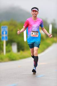 BIB: 0513, 1304
                            <button type="button" onclick="openModal(5657402)" class="btn btn-primary btn-sm float-right btn-popup" data-toggle="modal" data-target=".modal-high-quality">
                        <i class="fas fa-shopping-cart"></i> Add to Cart
                    </button>
                                            <button type="button" onclick="isThisMe(5657402, true)" class="btn btn-success btn-sm float-right btn-popup btn-isme hidden" data-toggle="tooltip" data-placement="bottom" title="นี่คือรูปของคุณใช่ไหม คลิกที่นี่เพื่อเอาเข้าอัลบั้ม">
                        <i class="fas fa-plus"></i> Add to album
                    </button>
                    <button type="button" onclick="isThisMe(5657402, false)" class="btn btn-warning btn-sm float-right btn-popup btn-isnotme hidden">
                        <i class="fas fa-ban"></i> Remove from album
                    </button>