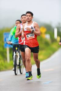 BIB: 1408
                            <button type="button" onclick="openModal(5657092)" class="btn btn-primary btn-sm float-right btn-popup" data-toggle="modal" data-target=".modal-high-quality">
                        <i class="fas fa-shopping-cart"></i> Add to Cart
                    </button>
                                            <button type="button" onclick="isThisMe(5657092, true)" class="btn btn-success btn-sm float-right btn-popup btn-isme hidden" data-toggle="tooltip" data-placement="bottom" title="นี่คือรูปของคุณใช่ไหม คลิกที่นี่เพื่อเอาเข้าอัลบั้ม">
                        <i class="fas fa-plus"></i> Add to album
                    </button>
                    <button type="button" onclick="isThisMe(5657092, false)" class="btn btn-warning btn-sm float-right btn-popup btn-isnotme hidden">
                        <i class="fas fa-ban"></i> Remove from album
                    </button>