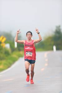 BIB: 1466
                            <button type="button" onclick="openModal(5657292)" class="btn btn-primary btn-sm float-right btn-popup" data-toggle="modal" data-target=".modal-high-quality">
                        <i class="fas fa-shopping-cart"></i> Add to Cart
                    </button>
                                            <button type="button" onclick="isThisMe(5657292, true)" class="btn btn-success btn-sm float-right btn-popup btn-isme hidden" data-toggle="tooltip" data-placement="bottom" title="นี่คือรูปของคุณใช่ไหม คลิกที่นี่เพื่อเอาเข้าอัลบั้ม">
                        <i class="fas fa-plus"></i> Add to album
                    </button>
                    <button type="button" onclick="isThisMe(5657292, false)" class="btn btn-warning btn-sm float-right btn-popup btn-isnotme hidden">
                        <i class="fas fa-ban"></i> Remove from album
                    </button>