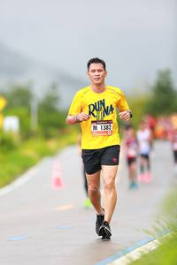 BIB: 1382
                            <button type="button" onclick="openModal(5648401)" class="btn btn-primary btn-sm float-right btn-popup" data-toggle="modal" data-target=".modal-high-quality">
                        <i class="fas fa-shopping-cart"></i> Add to Cart
                    </button>
                                            <button type="button" onclick="isThisMe(5648401, true)" class="btn btn-success btn-sm float-right btn-popup btn-isme hidden" data-toggle="tooltip" data-placement="bottom" title="นี่คือรูปของคุณใช่ไหม คลิกที่นี่เพื่อเอาเข้าอัลบั้ม">
                        <i class="fas fa-plus"></i> Add to album
                    </button>
                    <button type="button" onclick="isThisMe(5648401, false)" class="btn btn-warning btn-sm float-right btn-popup btn-isnotme hidden">
                        <i class="fas fa-ban"></i> Remove from album
                    </button>