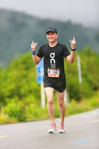 BIB: 1582
                            <button type="button" onclick="openModal(5646287)" class="btn btn-primary btn-sm float-right btn-popup" data-toggle="modal" data-target=".modal-high-quality">
                        <i class="fas fa-shopping-cart"></i> Add to Cart
                    </button>
                                            <button type="button" onclick="isThisMe(5646287, true)" class="btn btn-success btn-sm float-right btn-popup btn-isme hidden" data-toggle="tooltip" data-placement="bottom" title="นี่คือรูปของคุณใช่ไหม คลิกที่นี่เพื่อเอาเข้าอัลบั้ม">
                        <i class="fas fa-plus"></i> Add to album
                    </button>
                    <button type="button" onclick="isThisMe(5646287, false)" class="btn btn-warning btn-sm float-right btn-popup btn-isnotme hidden">
                        <i class="fas fa-ban"></i> Remove from album
                    </button>