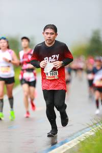 BIB: 1028
                            <button type="button" onclick="openModal(5640098)" class="btn btn-primary btn-sm float-right btn-popup" data-toggle="modal" data-target=".modal-high-quality">
                        <i class="fas fa-shopping-cart"></i> Add to Cart
                    </button>
                                            <button type="button" onclick="isThisMe(5640098, true)" class="btn btn-success btn-sm float-right btn-popup btn-isme hidden" data-toggle="tooltip" data-placement="bottom" title="นี่คือรูปของคุณใช่ไหม คลิกที่นี่เพื่อเอาเข้าอัลบั้ม">
                        <i class="fas fa-plus"></i> Add to album
                    </button>
                    <button type="button" onclick="isThisMe(5640098, false)" class="btn btn-warning btn-sm float-right btn-popup btn-isnotme hidden">
                        <i class="fas fa-ban"></i> Remove from album
                    </button>