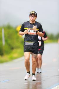 BIB: 136
                            <button type="button" onclick="openModal(5641032)" class="btn btn-primary btn-sm float-right btn-popup" data-toggle="modal" data-target=".modal-high-quality">
                        <i class="fas fa-shopping-cart"></i> Add to Cart
                    </button>
                                            <button type="button" onclick="isThisMe(5641032, true)" class="btn btn-success btn-sm float-right btn-popup btn-isme hidden" data-toggle="tooltip" data-placement="bottom" title="นี่คือรูปของคุณใช่ไหม คลิกที่นี่เพื่อเอาเข้าอัลบั้ม">
                        <i class="fas fa-plus"></i> Add to album
                    </button>
                    <button type="button" onclick="isThisMe(5641032, false)" class="btn btn-warning btn-sm float-right btn-popup btn-isnotme hidden">
                        <i class="fas fa-ban"></i> Remove from album
                    </button>