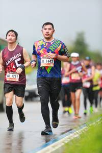 BIB: 1442, 1281
                            <button type="button" onclick="openModal(5640382)" class="btn btn-primary btn-sm float-right btn-popup" data-toggle="modal" data-target=".modal-high-quality">
                        <i class="fas fa-shopping-cart"></i> Add to Cart
                    </button>
                                            <button type="button" onclick="isThisMe(5640382, true)" class="btn btn-success btn-sm float-right btn-popup btn-isme hidden" data-toggle="tooltip" data-placement="bottom" title="นี่คือรูปของคุณใช่ไหม คลิกที่นี่เพื่อเอาเข้าอัลบั้ม">
                        <i class="fas fa-plus"></i> Add to album
                    </button>
                    <button type="button" onclick="isThisMe(5640382, false)" class="btn btn-warning btn-sm float-right btn-popup btn-isnotme hidden">
                        <i class="fas fa-ban"></i> Remove from album
                    </button>