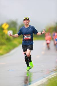 BIB: 5564
                            <button type="button" onclick="openModal(5621634)" class="btn btn-primary btn-sm float-right btn-popup" data-toggle="modal" data-target=".modal-high-quality">
                        <i class="fas fa-shopping-cart"></i> Add to Cart
                    </button>
                                            <button type="button" onclick="isThisMe(5621634, true)" class="btn btn-success btn-sm float-right btn-popup btn-isme hidden" data-toggle="tooltip" data-placement="bottom" title="นี่คือรูปของคุณใช่ไหม คลิกที่นี่เพื่อเอาเข้าอัลบั้ม">
                        <i class="fas fa-plus"></i> Add to album
                    </button>
                    <button type="button" onclick="isThisMe(5621634, false)" class="btn btn-warning btn-sm float-right btn-popup btn-isnotme hidden">
                        <i class="fas fa-ban"></i> Remove from album
                    </button>