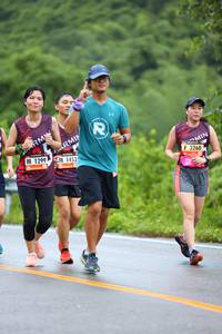 BIB: 1453, 3260
                            <button type="button" onclick="openModal(5658362)" class="btn btn-primary btn-sm float-right btn-popup" data-toggle="modal" data-target=".modal-high-quality">
                        <i class="fas fa-shopping-cart"></i> Add to Cart
                    </button>
                                            <button type="button" onclick="isThisMe(5658362, true)" class="btn btn-success btn-sm float-right btn-popup btn-isme hidden" data-toggle="tooltip" data-placement="bottom" title="นี่คือรูปของคุณใช่ไหม คลิกที่นี่เพื่อเอาเข้าอัลบั้ม">
                        <i class="fas fa-plus"></i> Add to album
                    </button>
                    <button type="button" onclick="isThisMe(5658362, false)" class="btn btn-warning btn-sm float-right btn-popup btn-isnotme hidden">
                        <i class="fas fa-ban"></i> Remove from album
                    </button>