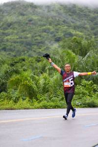 BIB: 1096
                            <button type="button" onclick="openModal(5553738)" class="btn btn-primary btn-sm float-right btn-popup" data-toggle="modal" data-target=".modal-high-quality">
                        <i class="fas fa-shopping-cart"></i> Add to Cart
                    </button>
                                            <button type="button" onclick="isThisMe(5553738, true)" class="btn btn-success btn-sm float-right btn-popup btn-isme hidden" data-toggle="tooltip" data-placement="bottom" title="นี่คือรูปของคุณใช่ไหม คลิกที่นี่เพื่อเอาเข้าอัลบั้ม">
                        <i class="fas fa-plus"></i> Add to album
                    </button>
                    <button type="button" onclick="isThisMe(5553738, false)" class="btn btn-warning btn-sm float-right btn-popup btn-isnotme hidden">
                        <i class="fas fa-ban"></i> Remove from album
                    </button>