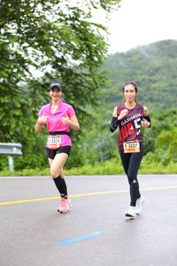 BIB: 1529, 3337
                            <button type="button" onclick="openModal(5654868)" class="btn btn-primary btn-sm float-right btn-popup" data-toggle="modal" data-target=".modal-high-quality">
                        <i class="fas fa-shopping-cart"></i> Add to Cart
                    </button>
                                            <button type="button" onclick="isThisMe(5654868, true)" class="btn btn-success btn-sm float-right btn-popup btn-isme hidden" data-toggle="tooltip" data-placement="bottom" title="นี่คือรูปของคุณใช่ไหม คลิกที่นี่เพื่อเอาเข้าอัลบั้ม">
                        <i class="fas fa-plus"></i> Add to album
                    </button>
                    <button type="button" onclick="isThisMe(5654868, false)" class="btn btn-warning btn-sm float-right btn-popup btn-isnotme hidden">
                        <i class="fas fa-ban"></i> Remove from album
                    </button>