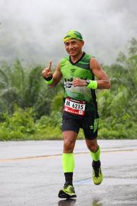 BIB: 6215
                            <button type="button" onclick="openModal(5697091)" class="btn btn-primary btn-sm float-right btn-popup" data-toggle="modal" data-target=".modal-high-quality">
                        <i class="fas fa-shopping-cart"></i> Add to Cart
                    </button>
                                            <button type="button" onclick="isThisMe(5697091, true)" class="btn btn-success btn-sm float-right btn-popup btn-isme hidden" data-toggle="tooltip" data-placement="bottom" title="นี่คือรูปของคุณใช่ไหม คลิกที่นี่เพื่อเอาเข้าอัลบั้ม">
                        <i class="fas fa-plus"></i> Add to album
                    </button>
                    <button type="button" onclick="isThisMe(5697091, false)" class="btn btn-warning btn-sm float-right btn-popup btn-isnotme hidden">
                        <i class="fas fa-ban"></i> Remove from album
                    </button>