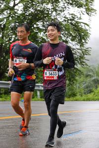 BIB: 5602, 5633
                            <button type="button" onclick="openModal(5700899)" class="btn btn-primary btn-sm float-right btn-popup" data-toggle="modal" data-target=".modal-high-quality">
                        <i class="fas fa-shopping-cart"></i> Add to Cart
                    </button>
                                            <button type="button" onclick="isThisMe(5700899, true)" class="btn btn-success btn-sm float-right btn-popup btn-isme hidden" data-toggle="tooltip" data-placement="bottom" title="นี่คือรูปของคุณใช่ไหม คลิกที่นี่เพื่อเอาเข้าอัลบั้ม">
                        <i class="fas fa-plus"></i> Add to album
                    </button>
                    <button type="button" onclick="isThisMe(5700899, false)" class="btn btn-warning btn-sm float-right btn-popup btn-isnotme hidden">
                        <i class="fas fa-ban"></i> Remove from album
                    </button>