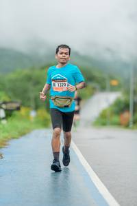 BIB: 1320
                            <button type="button" onclick="openModal(5804302)" class="btn btn-primary btn-sm float-right btn-popup" data-toggle="modal" data-target=".modal-high-quality">
                        <i class="fas fa-shopping-cart"></i> Add to Cart
                    </button>
                                            <button type="button" onclick="isThisMe(5804302, true)" class="btn btn-success btn-sm float-right btn-popup btn-isme hidden" data-toggle="tooltip" data-placement="bottom" title="นี่คือรูปของคุณใช่ไหม คลิกที่นี่เพื่อเอาเข้าอัลบั้ม">
                        <i class="fas fa-plus"></i> Add to album
                    </button>
                    <button type="button" onclick="isThisMe(5804302, false)" class="btn btn-warning btn-sm float-right btn-popup btn-isnotme hidden">
                        <i class="fas fa-ban"></i> Remove from album
                    </button>