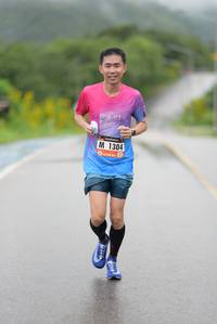 BIB: 113, 1304
                            <button type="button" onclick="openModal(5535989)" class="btn btn-primary btn-sm float-right btn-popup" data-toggle="modal" data-target=".modal-high-quality">
                        <i class="fas fa-shopping-cart"></i> Add to Cart
                    </button>
                                            <button type="button" onclick="isThisMe(5535989, true)" class="btn btn-success btn-sm float-right btn-popup btn-isme hidden" data-toggle="tooltip" data-placement="bottom" title="นี่คือรูปของคุณใช่ไหม คลิกที่นี่เพื่อเอาเข้าอัลบั้ม">
                        <i class="fas fa-plus"></i> Add to album
                    </button>
                    <button type="button" onclick="isThisMe(5535989, false)" class="btn btn-warning btn-sm float-right btn-popup btn-isnotme hidden">
                        <i class="fas fa-ban"></i> Remove from album
                    </button>