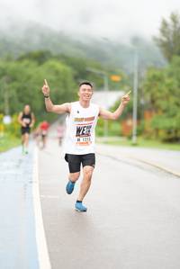 BIB: 1213
                            <button type="button" onclick="openModal(5537063)" class="btn btn-primary btn-sm float-right btn-popup" data-toggle="modal" data-target=".modal-high-quality">
                        <i class="fas fa-shopping-cart"></i> Add to Cart
                    </button>
                                            <button type="button" onclick="isThisMe(5537063, true)" class="btn btn-success btn-sm float-right btn-popup btn-isme hidden" data-toggle="tooltip" data-placement="bottom" title="นี่คือรูปของคุณใช่ไหม คลิกที่นี่เพื่อเอาเข้าอัลบั้ม">
                        <i class="fas fa-plus"></i> Add to album
                    </button>
                    <button type="button" onclick="isThisMe(5537063, false)" class="btn btn-warning btn-sm float-right btn-popup btn-isnotme hidden">
                        <i class="fas fa-ban"></i> Remove from album
                    </button>