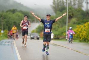 BIB: 1062, 
                            <button type="button" onclick="openModal(5542257)" class="btn btn-primary btn-sm float-right btn-popup" data-toggle="modal" data-target=".modal-high-quality">
                        <i class="fas fa-shopping-cart"></i> Add to Cart
                    </button>
                                            <button type="button" onclick="isThisMe(5542257, true)" class="btn btn-success btn-sm float-right btn-popup btn-isme hidden" data-toggle="tooltip" data-placement="bottom" title="นี่คือรูปของคุณใช่ไหม คลิกที่นี่เพื่อเอาเข้าอัลบั้ม">
                        <i class="fas fa-plus"></i> Add to album
                    </button>
                    <button type="button" onclick="isThisMe(5542257, false)" class="btn btn-warning btn-sm float-right btn-popup btn-isnotme hidden">
                        <i class="fas fa-ban"></i> Remove from album
                    </button>