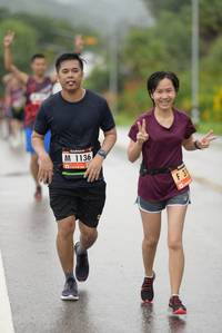 BIB: 1136
                            <button type="button" onclick="openModal(5552928)" class="btn btn-primary btn-sm float-right btn-popup" data-toggle="modal" data-target=".modal-high-quality">
                        <i class="fas fa-shopping-cart"></i> Add to Cart
                    </button>
                                            <button type="button" onclick="isThisMe(5552928, true)" class="btn btn-success btn-sm float-right btn-popup btn-isme hidden" data-toggle="tooltip" data-placement="bottom" title="นี่คือรูปของคุณใช่ไหม คลิกที่นี่เพื่อเอาเข้าอัลบั้ม">
                        <i class="fas fa-plus"></i> Add to album
                    </button>
                    <button type="button" onclick="isThisMe(5552928, false)" class="btn btn-warning btn-sm float-right btn-popup btn-isnotme hidden">
                        <i class="fas fa-ban"></i> Remove from album
                    </button>