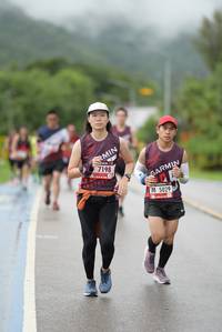 BIB: 7198, 5029
                            <button type="button" onclick="openModal(5557347)" class="btn btn-primary btn-sm float-right btn-popup" data-toggle="modal" data-target=".modal-high-quality">
                        <i class="fas fa-shopping-cart"></i> Add to Cart
                    </button>
                                            <button type="button" onclick="isThisMe(5557347, true)" class="btn btn-success btn-sm float-right btn-popup btn-isme hidden" data-toggle="tooltip" data-placement="bottom" title="นี่คือรูปของคุณใช่ไหม คลิกที่นี่เพื่อเอาเข้าอัลบั้ม">
                        <i class="fas fa-plus"></i> Add to album
                    </button>
                    <button type="button" onclick="isThisMe(5557347, false)" class="btn btn-warning btn-sm float-right btn-popup btn-isnotme hidden">
                        <i class="fas fa-ban"></i> Remove from album
                    </button>